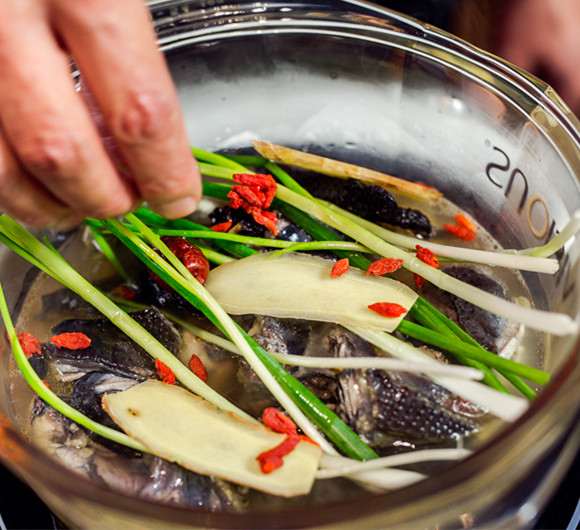 黄启云私藏菜谱-养生汽锅鸡