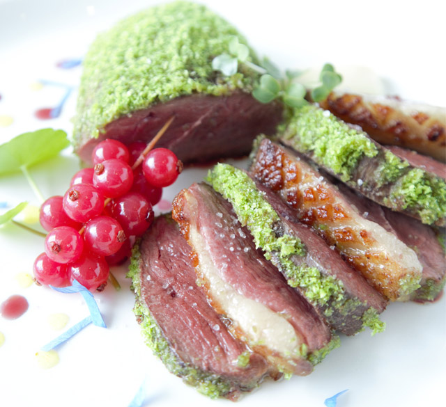 香烤露杰法式鸭胸配松露土豆泥